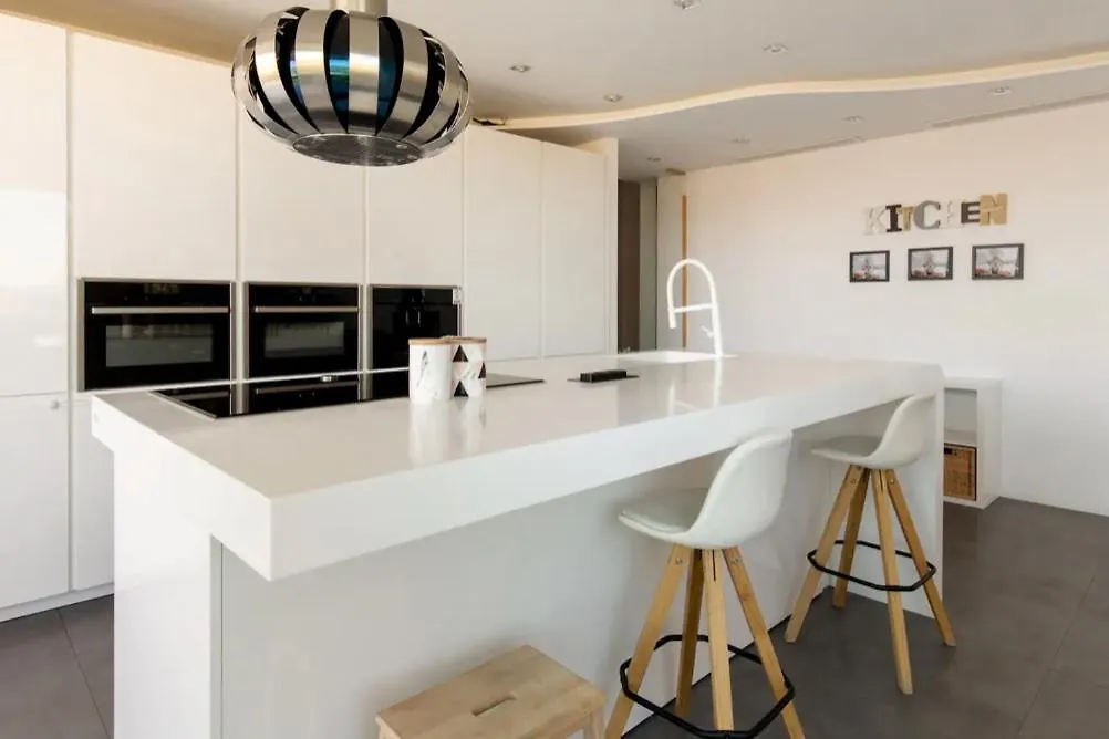 Luxury Villa In Frigiliana - Villa Maui Malaga