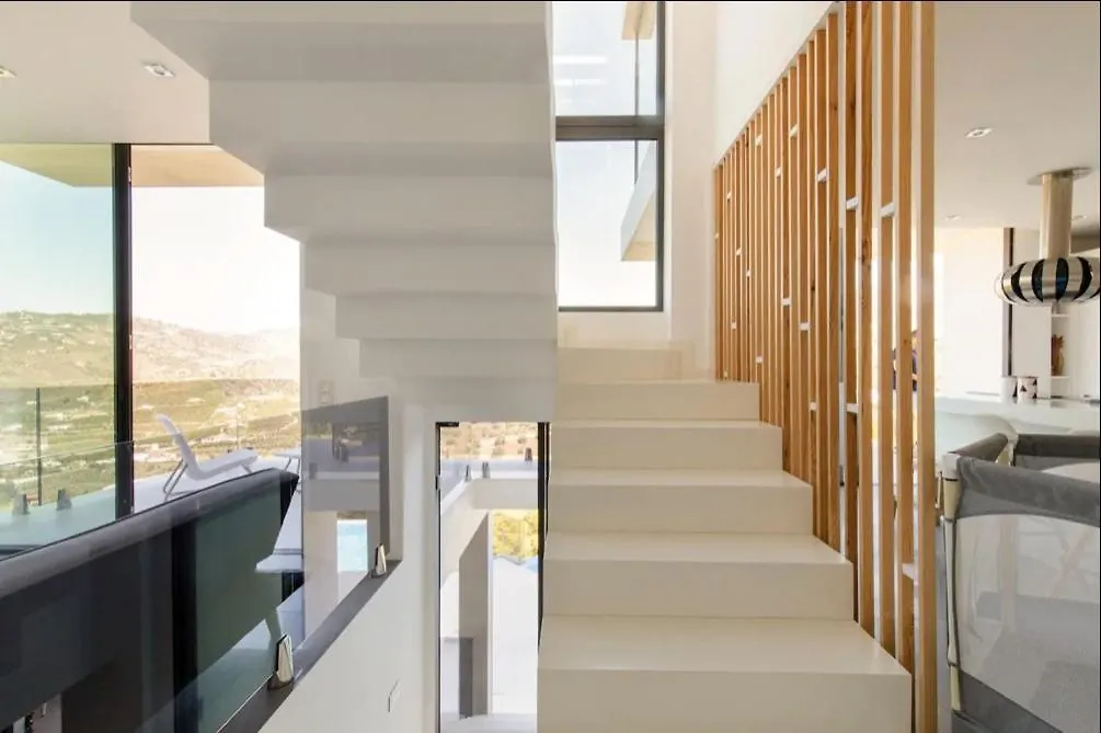 Luxury Villa In Frigiliana - Villa Maui Malaga