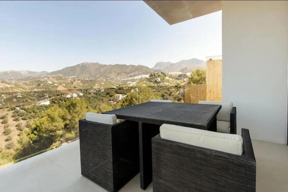 Luxury Villa In Frigiliana - Villa Maui Malaga