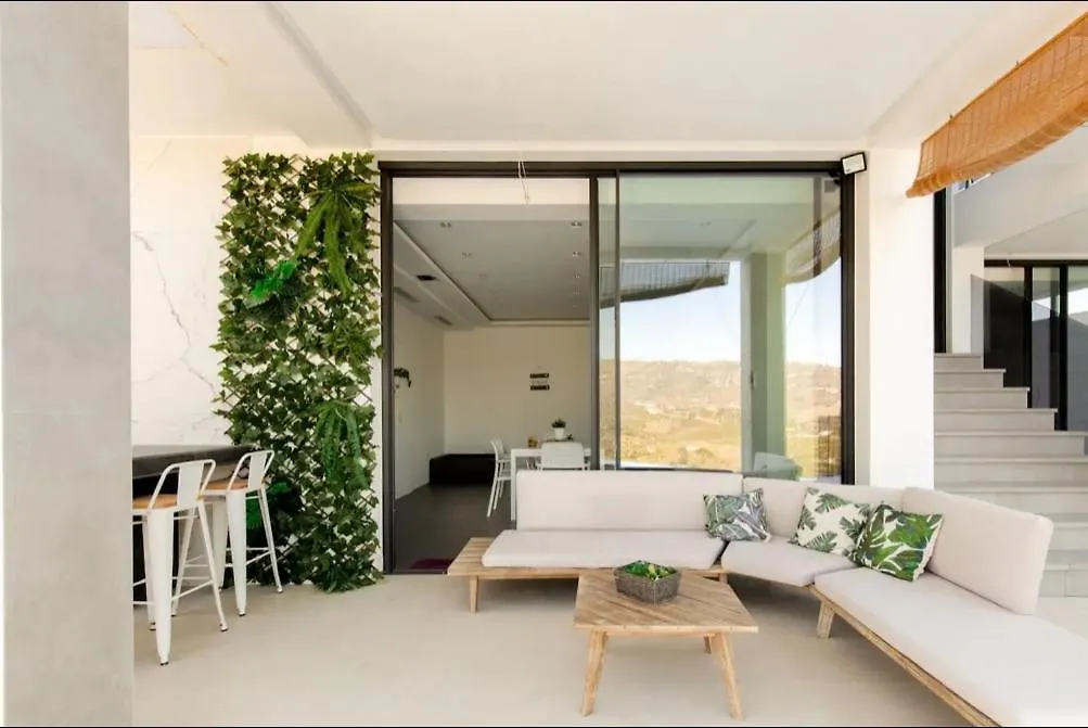 Luxury Villa In Frigiliana - Villa Maui Malaga