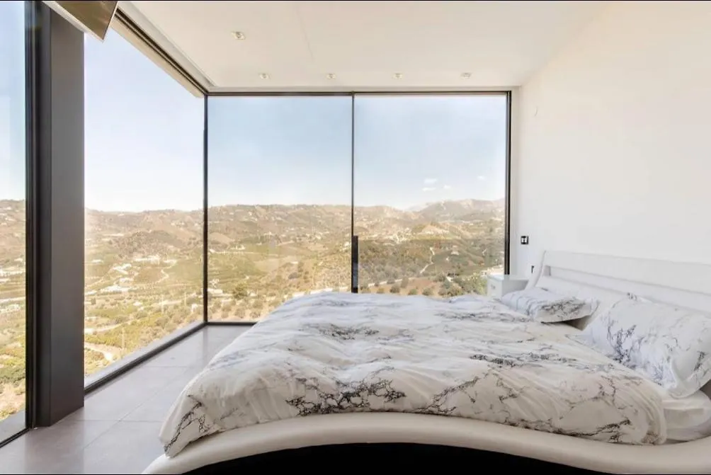 Luxury Villa In Frigiliana - Villa Maui Malaga