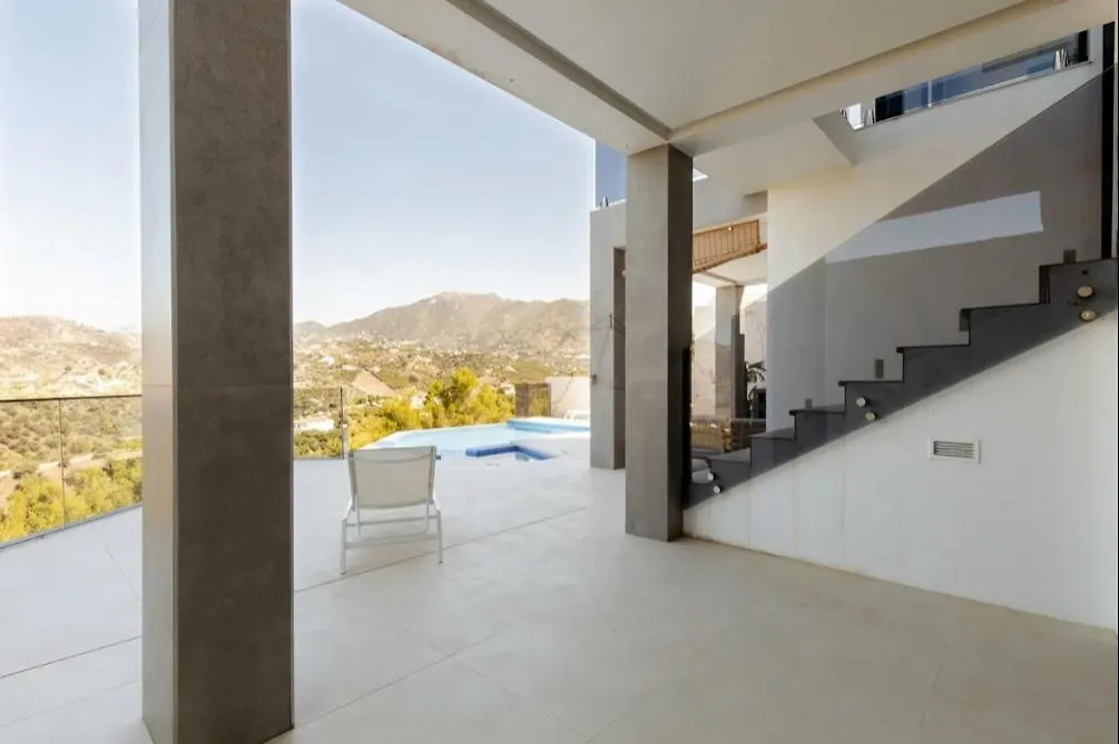 Luxury Villa In Frigiliana - Villa Maui Malaga