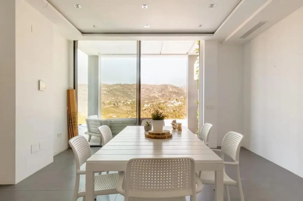 Luxury Villa In Frigiliana - Villa Maui Malaga Spain