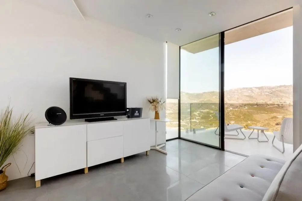 Luxury Villa In Frigiliana - Villa Maui Malaga Spain