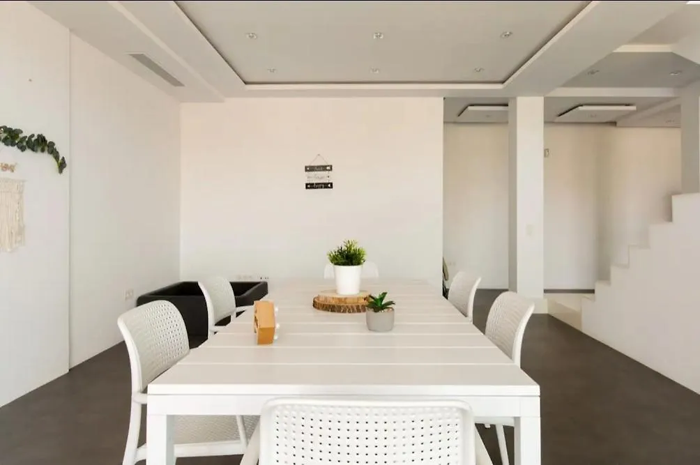 Luxury Villa In Frigiliana - Villa Maui Malaga Spain